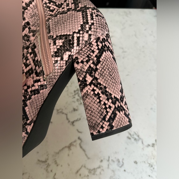 Pink Snakeskin Platform Heel Boots - Picture 3 of 8